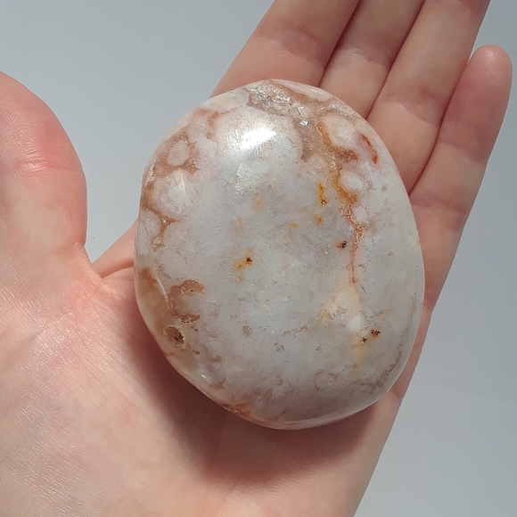 Flower Agate Palm Stone - Picture 4 of 5
